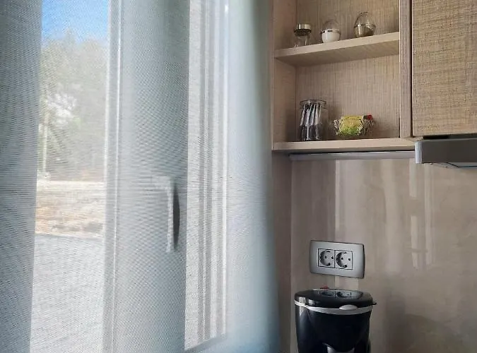 Marina's House * Τριοβάσαλος