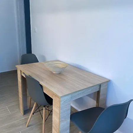 Marina's House 아파트 Triovasálos